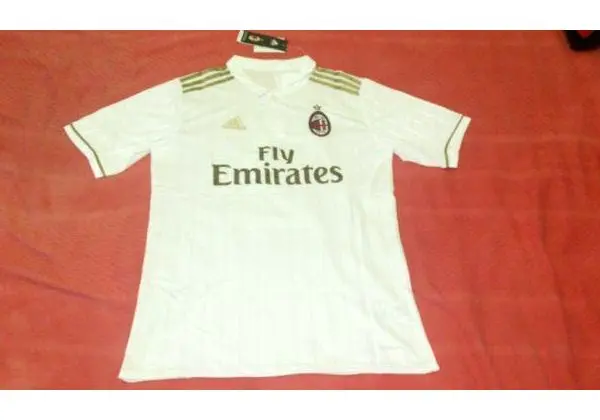 Camisa Milan AWAY versão 16/17 tamanho M