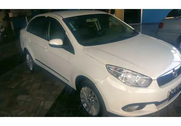 Gran siena essence 1.6 15000 kms - 2015