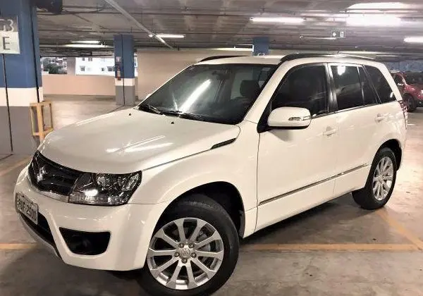 Suzuki Grand Vitara Limited Edition 2014 4x2 impecável - 2014