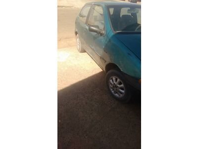 Palio 97 gasolina 1.5 carro possui débito de 2100 reais pra ficar em dias só mente quem tiver inte