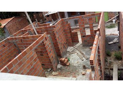 1-casa em ponto de laje, tem conversa