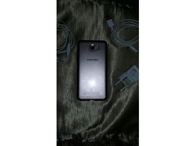 J5 Primer 32 Gigas 2 Gigas Da memória Ram com Biometria na cor branco Com rosa todo no metal escova
