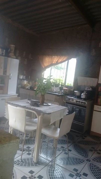 Vende casa na praia