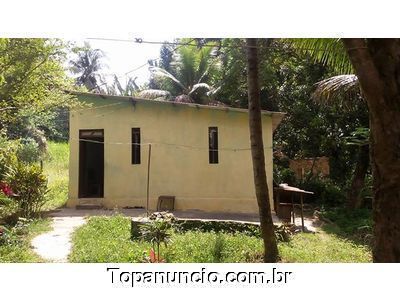 Vende-se Uma casa
