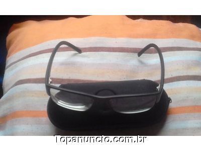 VENDO UMA ARMAÇÃO DE ÓCULOS GRINGA IMPORTADA DA HB.ORIGINAL.SO SÓ VENDA ELA É PADRÃO PARA TODO