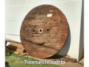 Mesa oval de madeira rústica