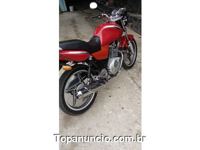 Vendo uma moto Suzuki yes125