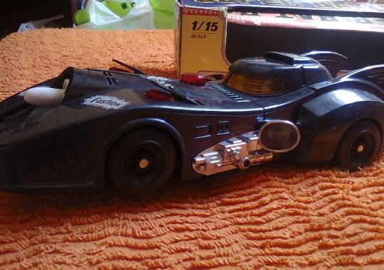 Carro do batman de brinquedo anos 80