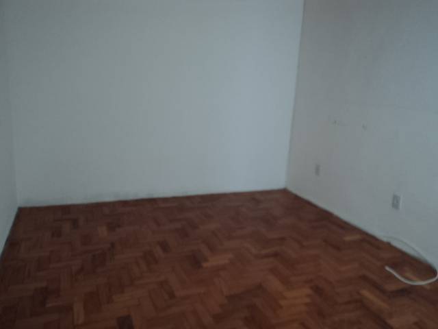 CASA RESIDENCIAL/COMERCIAL - CENTRO - LORENA - SP