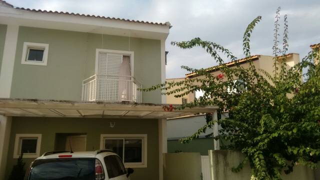 Codigo 1976 - Casa Residencial Victoria