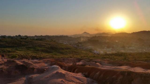 Lote em condomínio Gran Land Iguaçu