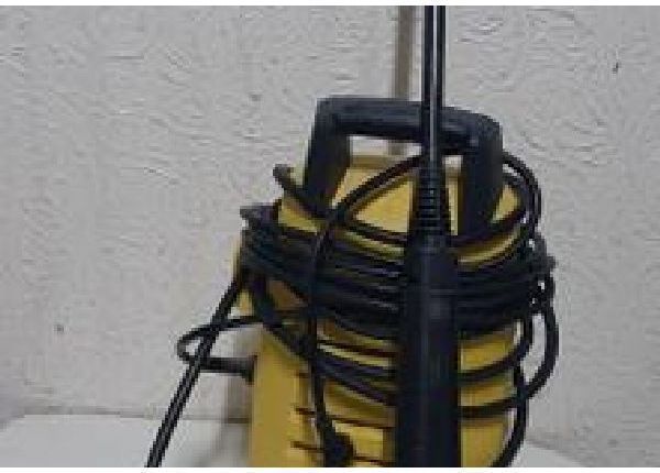 Lavadora alta pressão Karcher - Materiais de construção e jardim