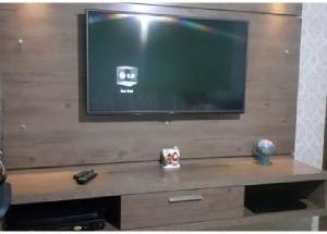Lindo Painel TV madeira em MDP com LED! - Racks