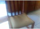 Cadeira de madeira com 4 unidade - Mesas e cadeiras