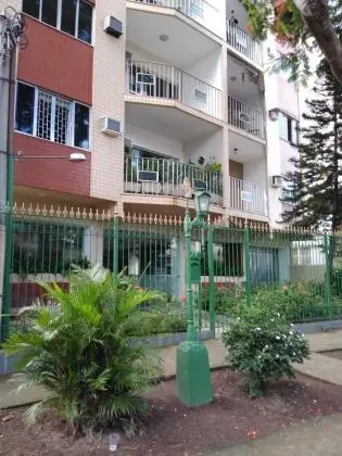 Apartamento grande 3 quarto no bairro dos ingleses