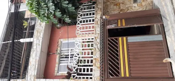 EXCELENTE SOBRADO
