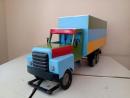 Caminhão Carroceria Baú de brinquedo em madeira