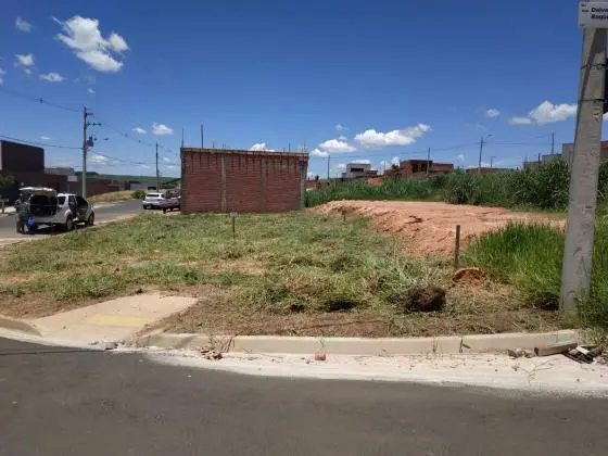Terreno 207m2 - Ótima localização! Bairro com alta valorização!