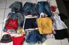 Fardo de roupa 50 peças infanto juvenis para hoje. Entregamos bh e região !!!