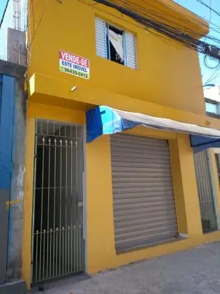 Vende-se Casa