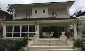 Casa de alto padrão Porto Frade