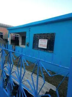 Casa em Vila Maria Helena, Duque de Caxias. 70.000 Somente à vista