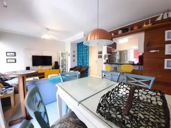 Apartamento todo reformado enseada Guarujá 3 dormitórios com lazer