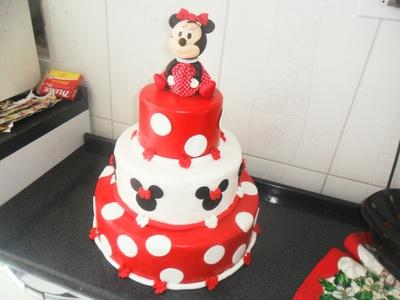 Bolo de 3 Andares da Minnie