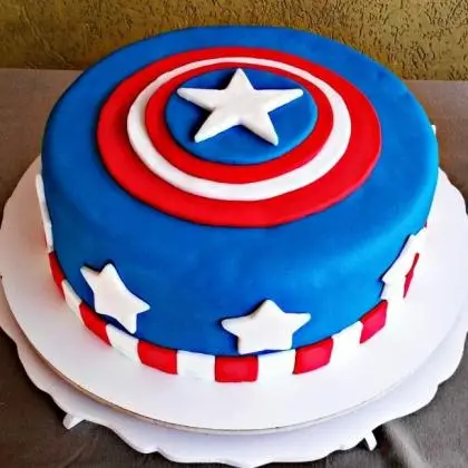 Bolo de Pasta Americana Escudo do Capitão América - Essence Candy