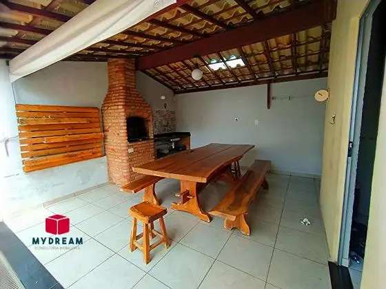 CASA 03 QUARTOS EM BETIM - BAIRRO VILA CRISTINA