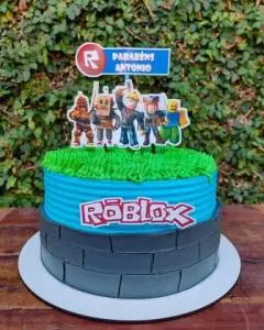 Bolo de Pasta Americana ROBLOX - Essence Candy