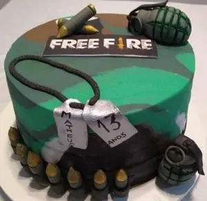 Bolo Mesclado Free Fire em Pasta Americana - Essence_Candy