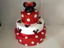 Bolo de 3 Andares em Pasta Americana da Minnie com Rostinhos