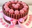 Bolo de Kit Kat com Brigadeiro Gourmet - Essence_Candy