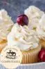 Cupcake com cobertura de Chantilly Branco com Cereja - Essence Candy