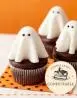 Cupcake de Chocolate com cobertura de Chantilly com Fantasma de Pasta Americana - Essence Candy