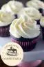 Cupcake de Chocolate com cobertura de Chantilly Branco - Essence Candy