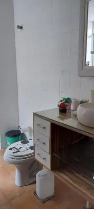 Apartamento de 2 quartos à venda próximo ao centro de Bangu.