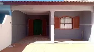 Casa  TERREA disponível para a temporada veraneia no BALNEARIO DE IPANEMA
