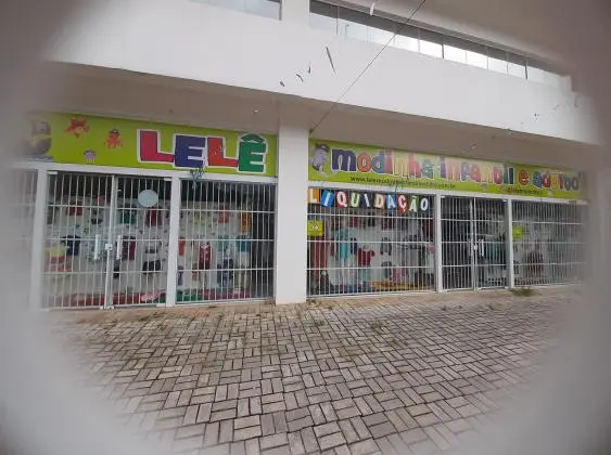 MEGA Loja de roupas infantil e adulto, toda equipada