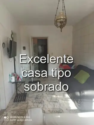 Alugo ou vendo casa de frente estilo sobrado em Cosme de Farias Salvador BA