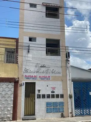 Apartamento no prédio Antônio Bento de Oliveira