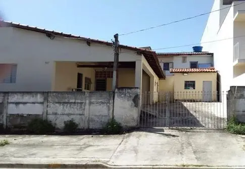 Casa - ótima localização