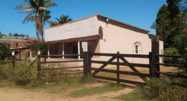 Sitio a venda em Macaé RJ. imburo