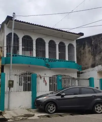 123meular.com Vende Ampla Casa de 3 Quartos No Bairro da Marambaia.