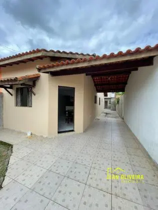 Casa em Itanhaém, bairro Jardim Regina