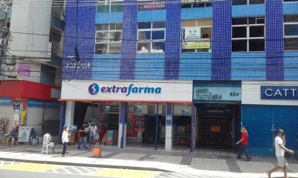 Salas comerciais na região da Av Sete