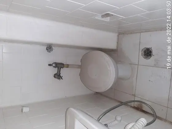 Sala comercial, localizada na Rua das Marrecas, próxima do Passeio Público-RJ