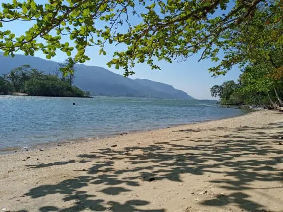 Vendo dois imóveis de praia para furas pousadas