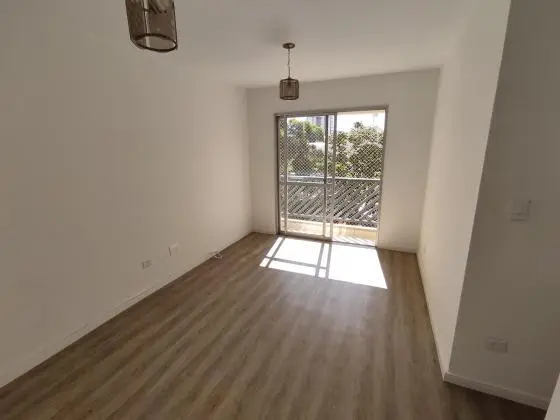 Apartamento sol da manhã 2 dorms com sacada vaga coberta Bonfim
